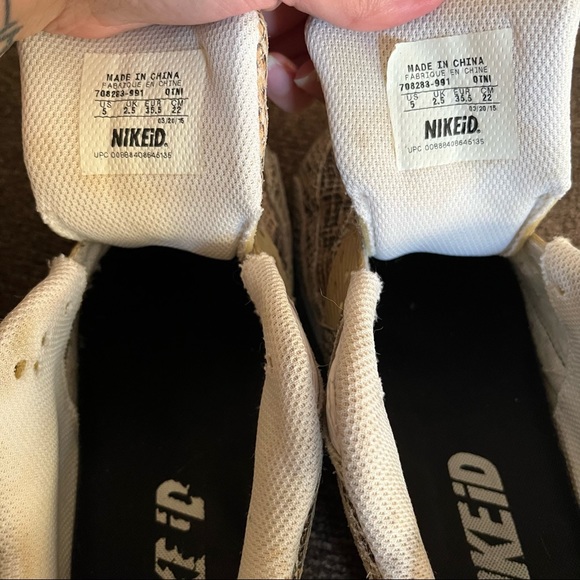 Nike ID Custom Air Max 90 Snake Skin Women Size 5 - Picture 11 of 12
